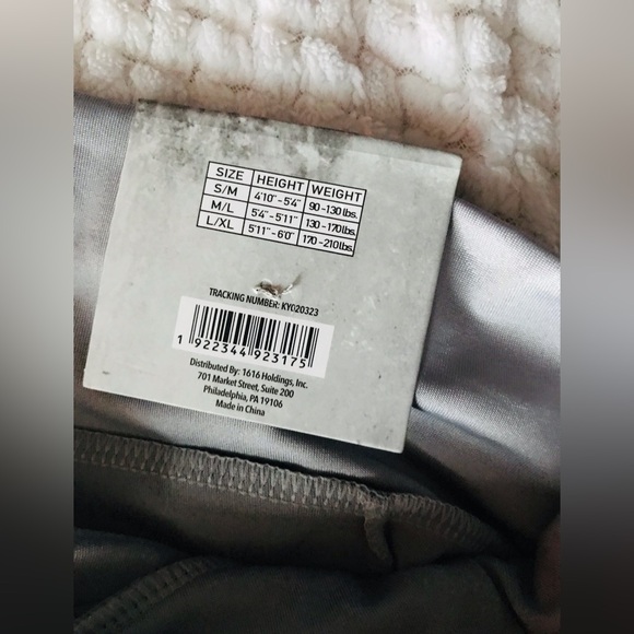 Series Fitness grey leggings M
 BNWT - Picture 3 of 3